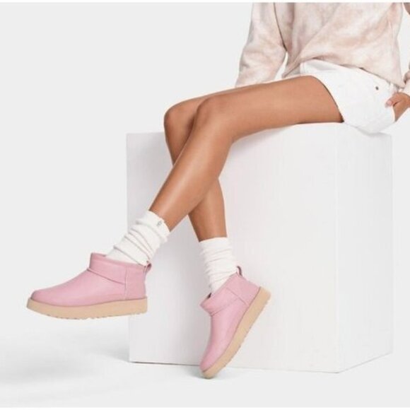 NIB UGG Classic Sugar Ultra Mini Boots - Picture 1 of 10